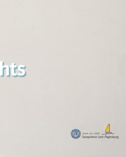 Über ein Jahr ist es her, als die erste Klappe bei unserem HUMANrights Film Projekt für @si_leer_papenburg geschlagen wurde. 🎬
AZ Media Gate durfte die Planung und die technische Umsetzung dieses einzigartigen Projektes übernehmen. 🕊️
Im letzten Jahr haben wir mit unzähligen tollen Menschen gedreht und einige wunderbare Geschichten mit der Kamera erzählen dürfen.
Der Film wurde schon in mehreren Kinos gezeigt und kam beim Publikum immer gut an. 🍿
📽️ Technisch gab es bei diesem Projekt keinen Aspekt, bei dem wir nicht involviert waren. Wir haben den Film von Anfang an für die große Leinwand geplant und umgesetzt.
Der Film wurde im gängigen Kino Format und außerdem mit einer 5.1 Ton-Mischung ausgespielt.
💿 Zudem haben wir die BluRays produziert und eine englische Untertitelung angefertigt, damit man den Film in Zukunft auch international zeigen kann.
Die BluRays sind alle professionell designt, haben ein eigens erstelltes Menü und kommen eingeschweißt und mit einem kleinen Booklet.
Wir bedanken uns bei den @si_leer_papenburg für ihr Vertrauen!
@kinopapenburg @kino_leer @kinoaurich_ @bbs2leer #film #cinema #kino #human #humancultureproject #video #videography